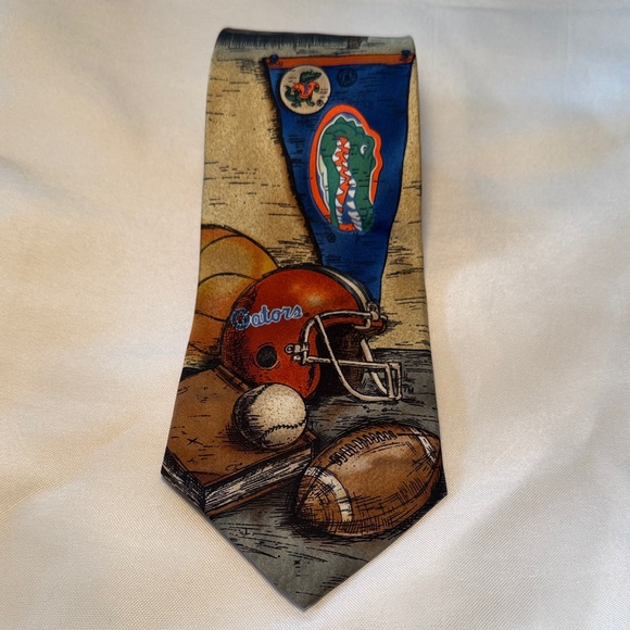 Florida Gators Silk Tie with Football and Helmet Design - Picture 2 of 9